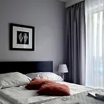 Dluga No 4 - Bed & Breakfast Gdyně