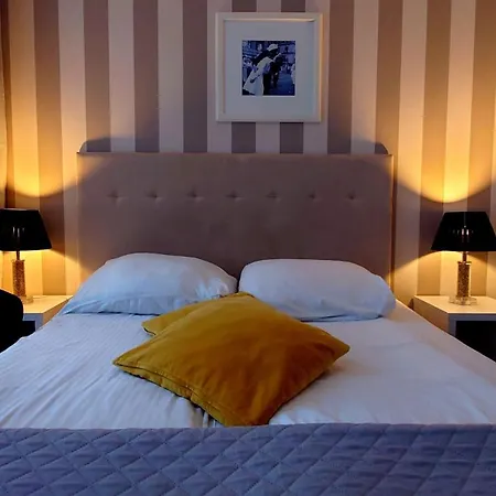 Dluga No 4 - Bed & Breakfast Gdynia