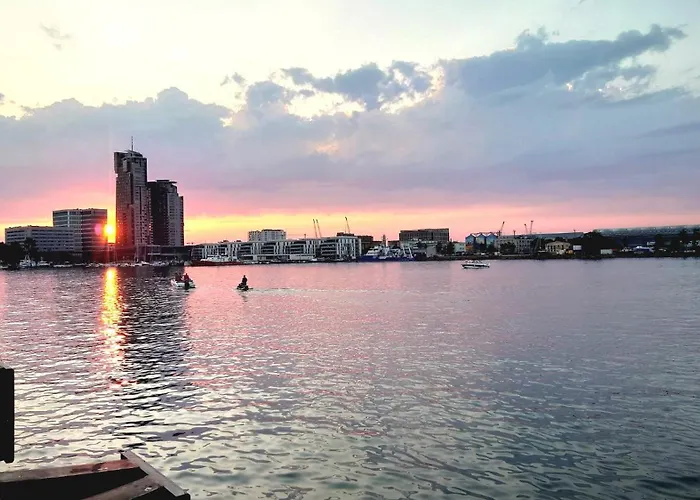 Dluga No 4 - Couette-café